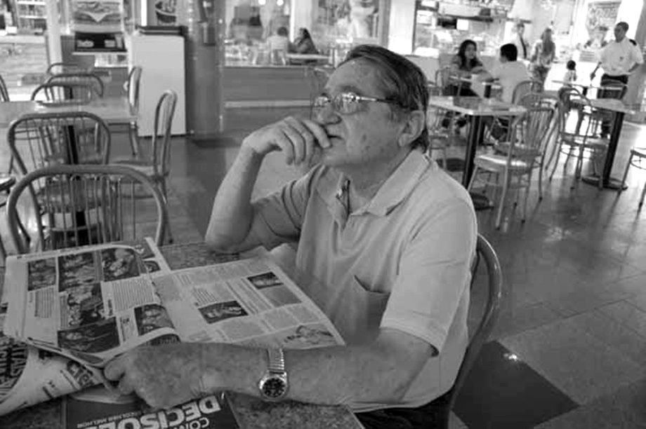 José Elias Martins Arêa Leão