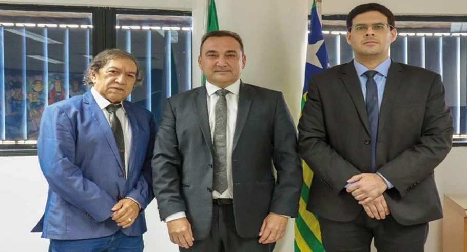 Juiz Sebastião Firmino Lima Filho é novo integrante da Corte do TRE