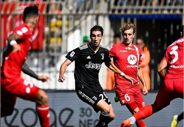 Juventus decepciona a torcida e perde para o lanterna Monza