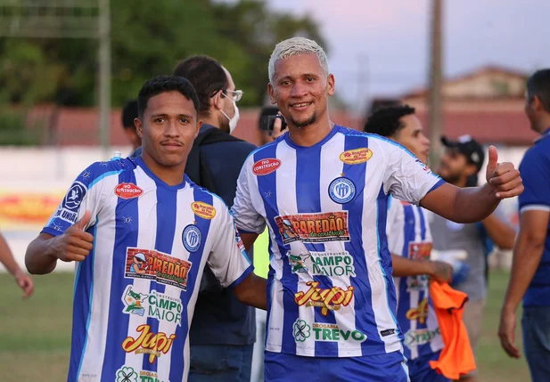 Lenilson e Naylan marcaram os gols do Bode