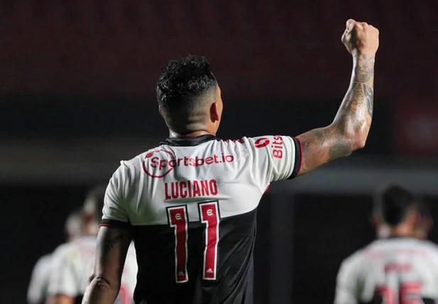 Luciano elogia festa da torcida e diz que São Paulo