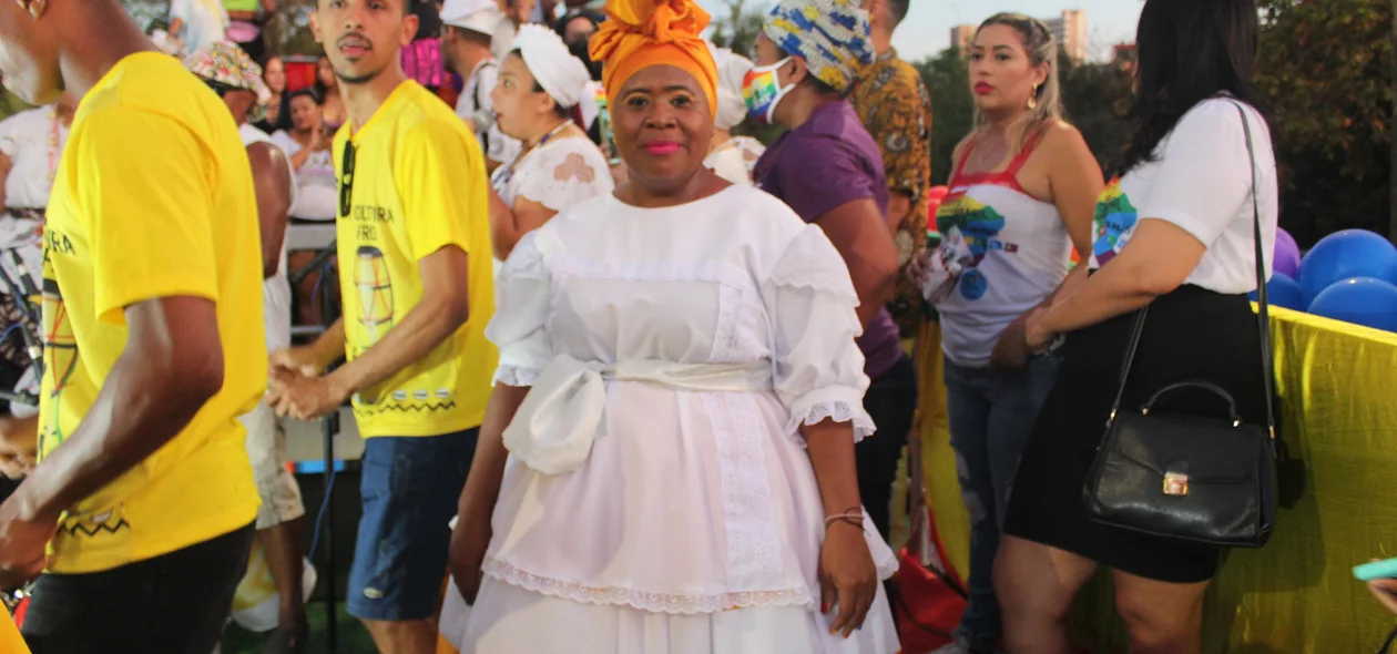 Mãe Gardene de Oxóssi, madrinha da 20ª Parada da Diversidade