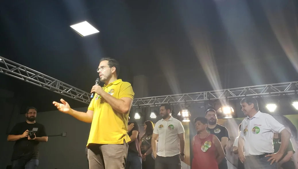 Marcos Aurélio Sampaio discursando