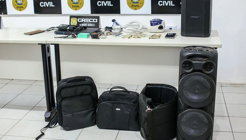 Material apreendido pelo GRECO durante as diligências