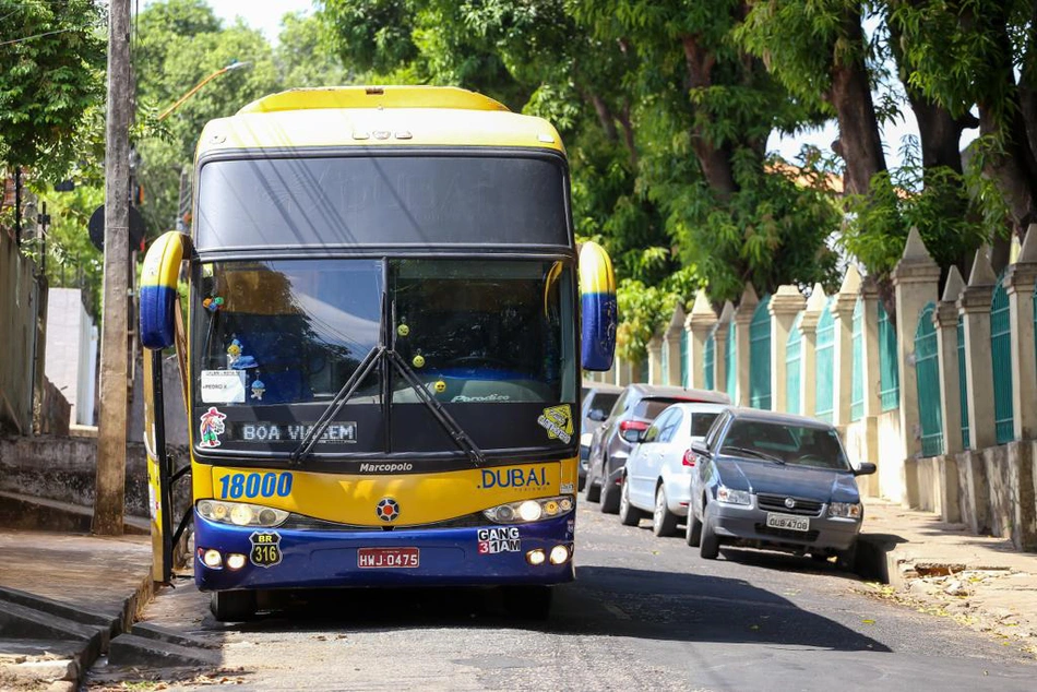 Ônibus