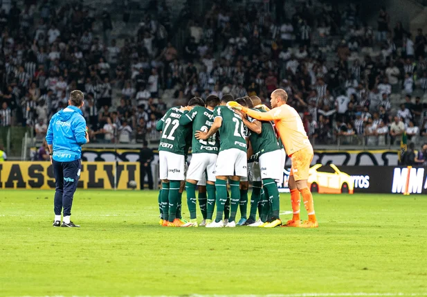 Palmeiras vence Atlético-MG no Mineirão e mantém sequência invicta