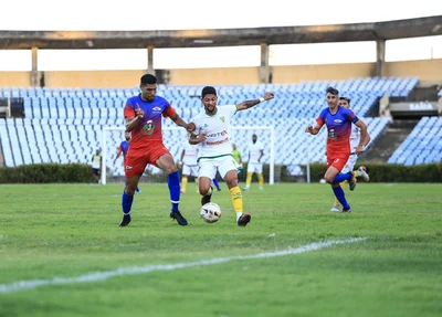 Partida válida pela Série B do Piauiense entre Piauí e Picos