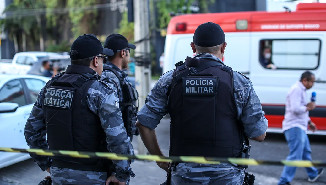Policiais da força tática