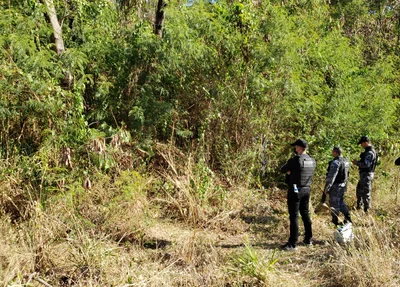 Policiais do DHPP no local do crime - Vila da Paz