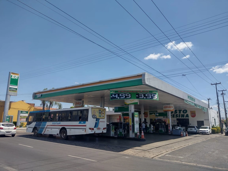Posto Teresina, na Avenida Barão de Gurgueia