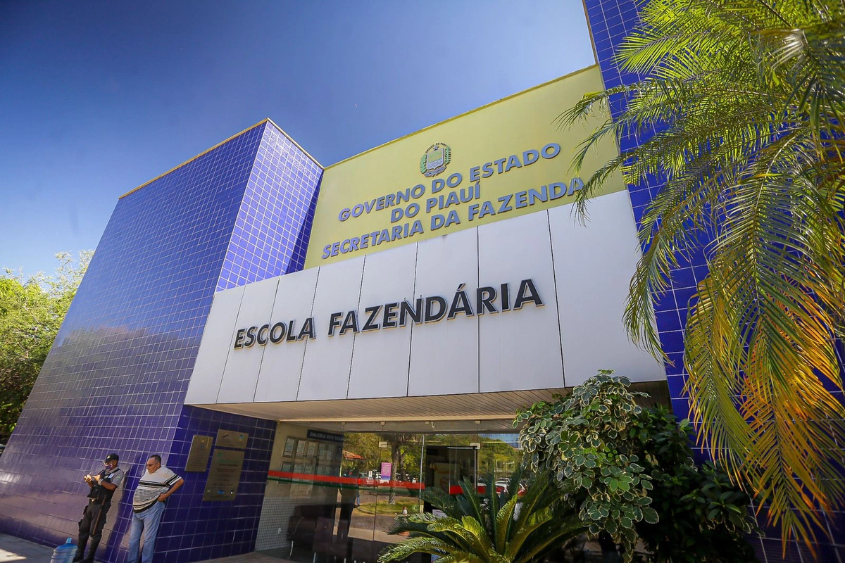 Prédio da Escola Fazendária em Teresina