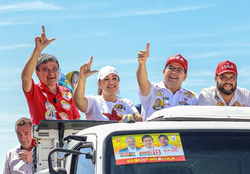 Rafael Fonteles e Wellington Dias em visita a Simplício Mendes