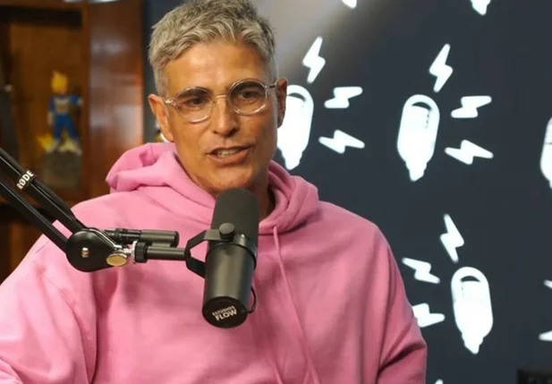 Reynaldo Gianecchini em participação no Flow Podcast