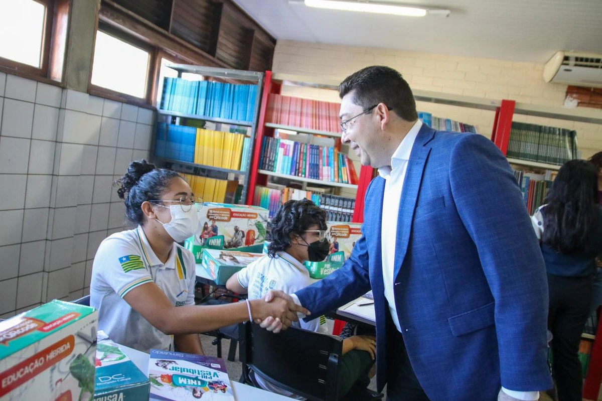 Seduc distribui mais de 7 mil kits pedagógicos voltados ao Enem no Piauí
