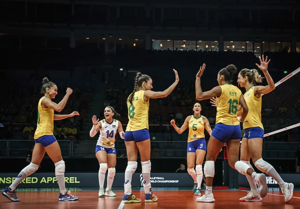 Seleção Brasileira feminina de vôlei