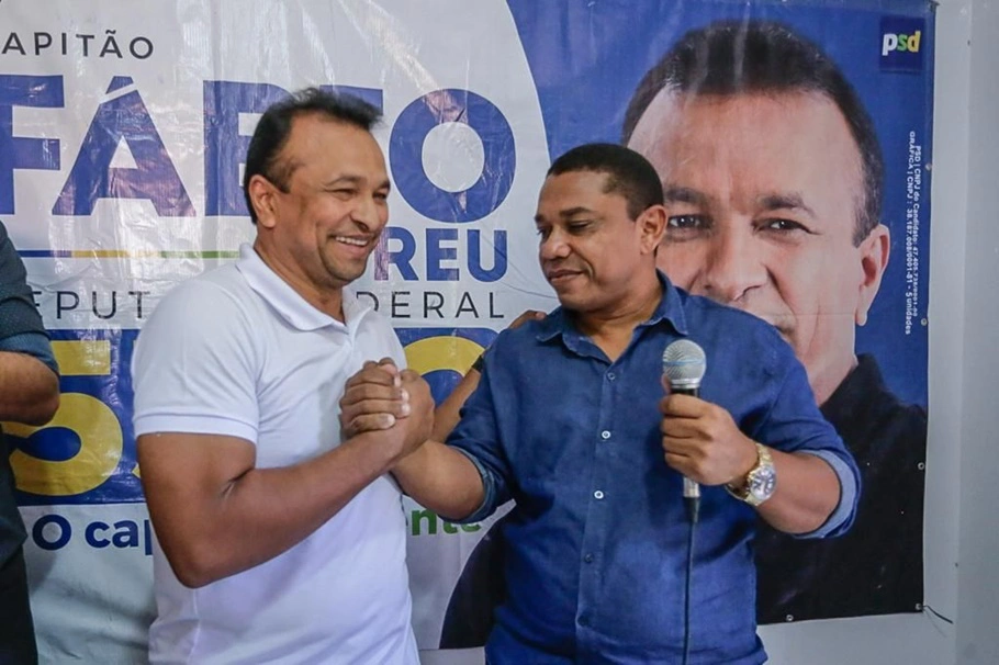 Valtevi Barros oficializa apoio ao capitão Fábio Abreu