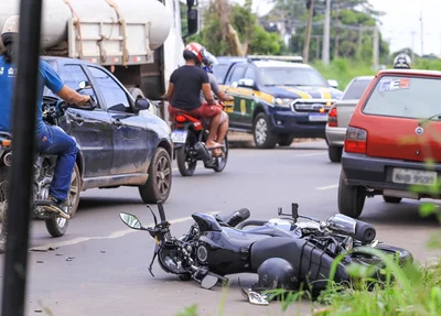 A motocicleta da vítima ficou caída às margens da BR 316