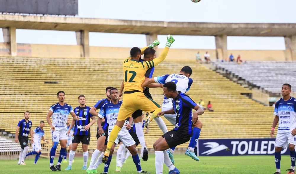 A partida entre Altos e Parnahyba terminou no 0 a 0