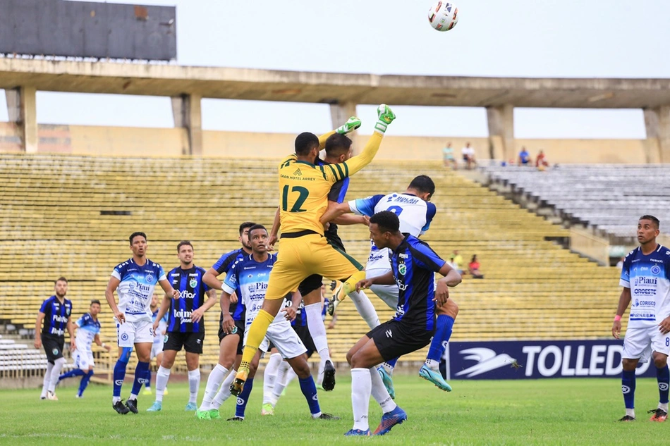 A partida entre Altos e Parnahyba terminou no 0 a 0