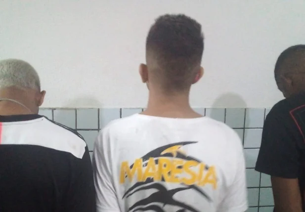Acusados de assalto são presos pela PM em Teresina
