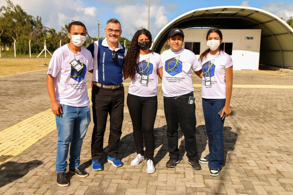 Alunos da Rede Municipal estão na semifinal da 1ª Olimpíada Brasileira de Satélites