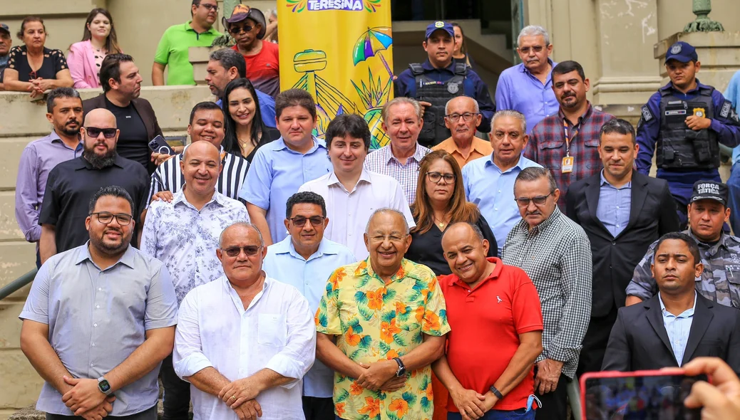 Autoridades presentes no lançamento do Carnaval 2023