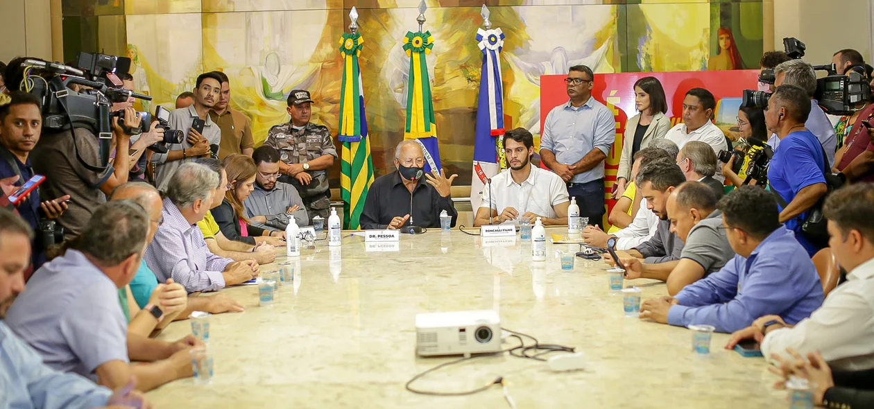 Autorização da reforma da praça de alimentação do Shopping da Cidade