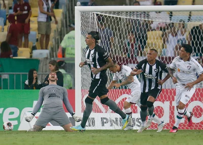 Botafogo vence o Fluminense no Campeonato Carioca