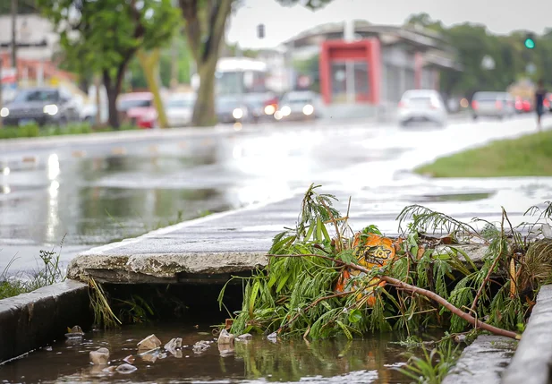 Céu de Teresina registra “Halo Solar”, fenômeno que indica chuva 