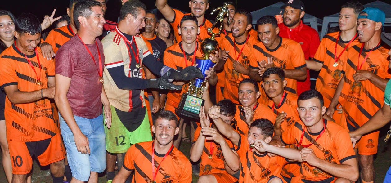 Copa cidade em Lagoa de São Francisco.