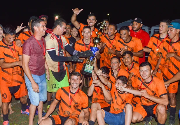 Copa cidade em Lagoa de São Francisco.