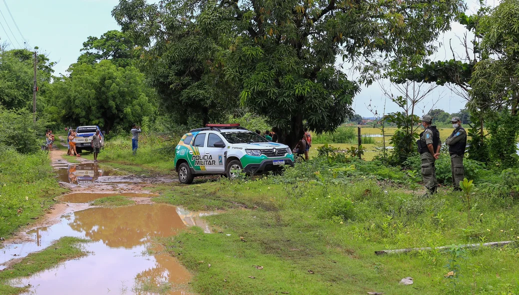Corpo é encontrado em lagoa