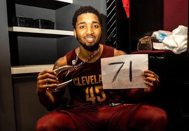 Donovan Mitchell marcou 71 pontos em jogo contra o Chicago Bulls