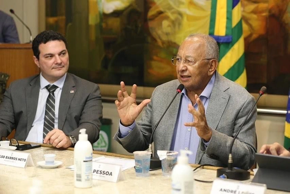 Dr. Pessoa e presidente da OAB Piauí