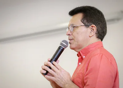 Durante o discurso, Zé Santana agradeceu pelos anos que comandou a SASC