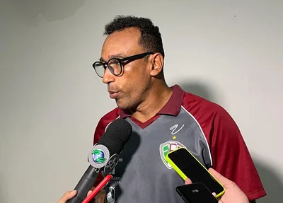 Eduardo dos Santos, técnico do Fluminense-PI
