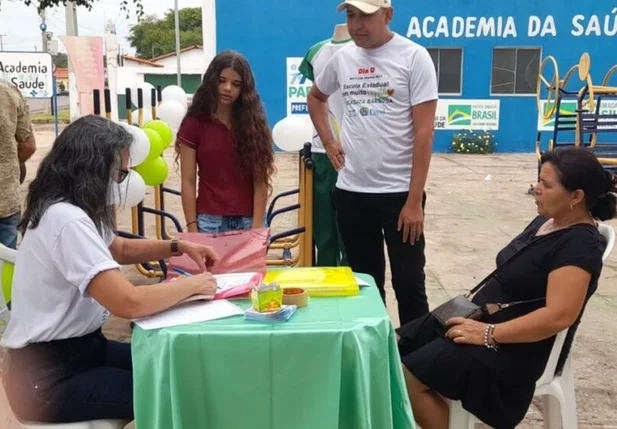 Equipe da Seduc em ação de busca ativa