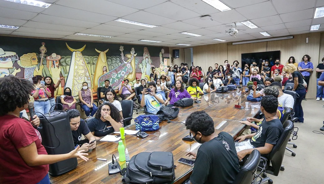 Estudantes cobram segurança da Reitoria da UFPI