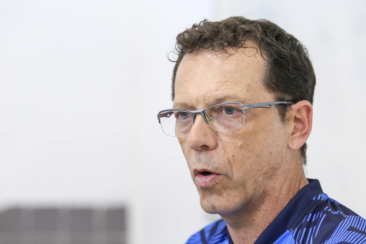 Fernando Tonet, técnico do Altos