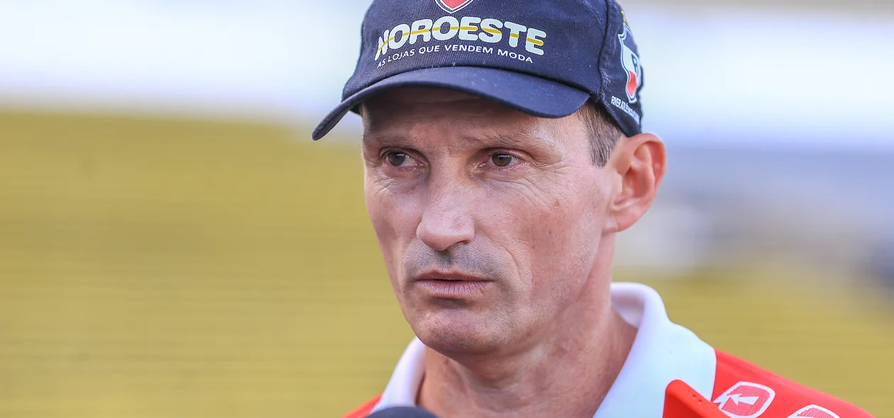Gerson Gusmão, técnico do River-PI