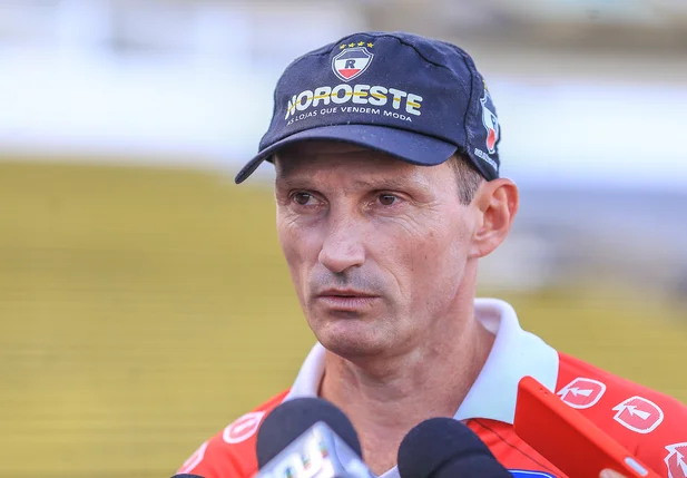 Gerson Gusmão, técnico do River-PI