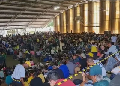 Ginásio da PF ficou lotado após apreensão de manifestantes acampados em frente ao QG