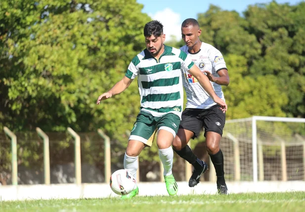 Giovanni marcou o primeiro gol do Altos no Campeonato Piauiense