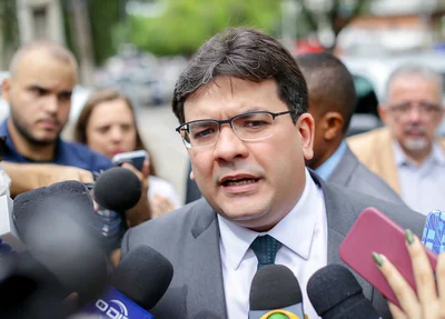 Governador Rafael Fonteles falou com a imprensa sobre metas e estratégias do Governo