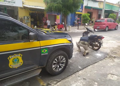 Honda Biz 100 ES foi apreendida na BR 343 em Floriano