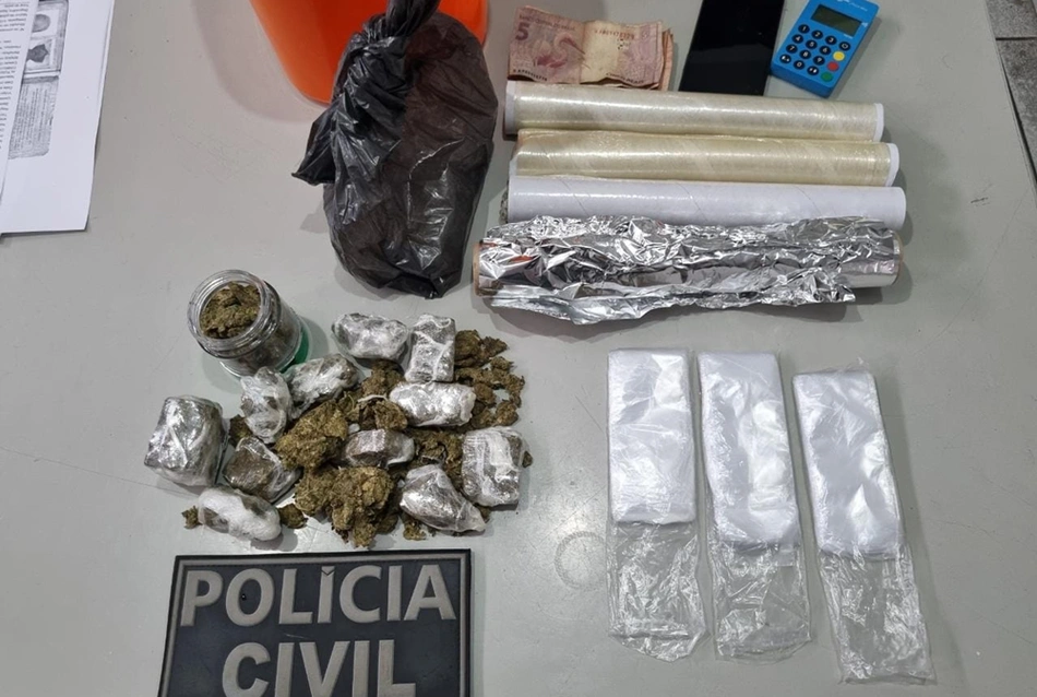 Itens apreendidos no Morro da Esperança em Teresina