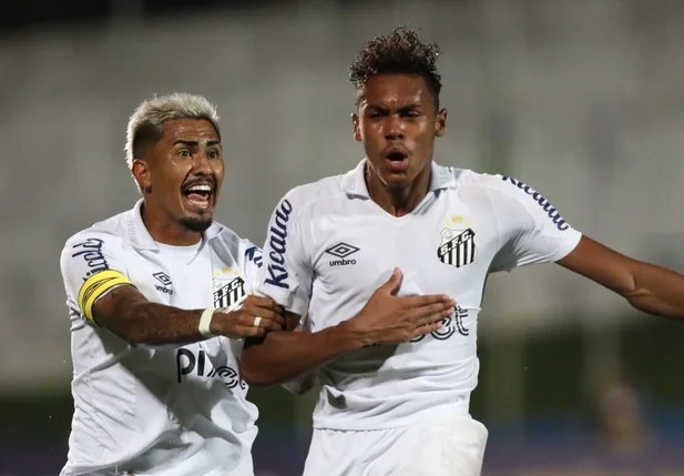 Ivonei e Thiago Balieiro marcaram os gols da vitória santista diante do Fortaleza