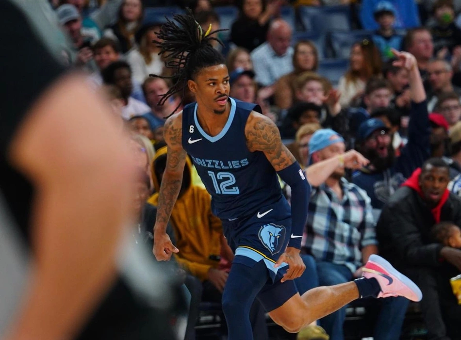 Ja Morant foi o cestinha da partida com 35 pontos