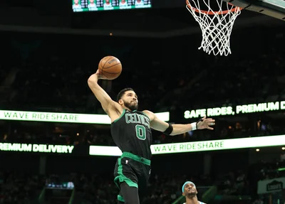 Jayson Tatum anotou 51 pontos e nove rebotes