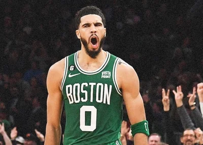 Jayson Tatum fez duplo-duplo com 34 pontos e 19 rebotes